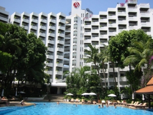AVANI Pattaya Resort &amp; Spa 5