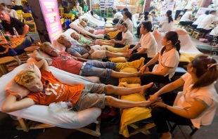 Массаж ног в Паттайе (Foot massage)